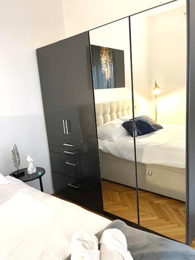 Appartement Studio Manu à Split Extérieur photo
